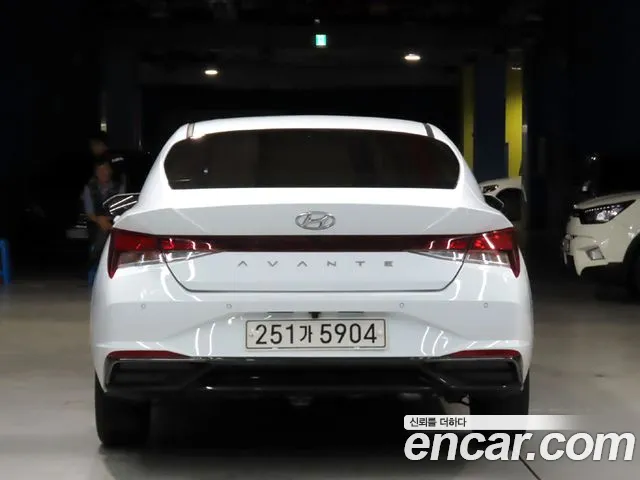 Hyundai Elantra 2021 thumb 5