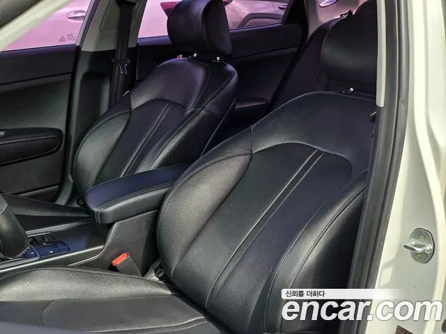 Kia K5 2015 thumb 8