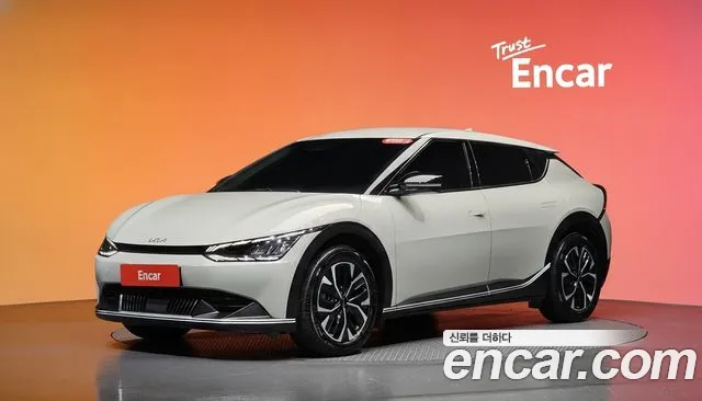 Kia EV6 2023 thumb 2