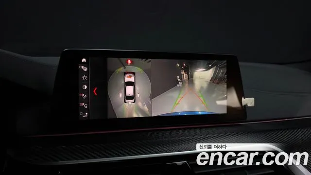 BMW 5 серии 2019 thumb 5