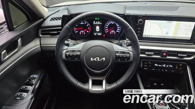 Kia K5 2022 thumb 10
