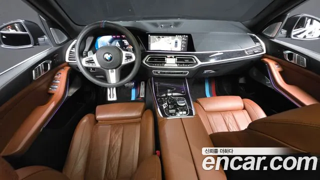 BMW X7 2022 thumb 9