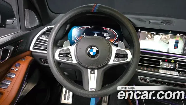 BMW X7 2022 thumb 4
