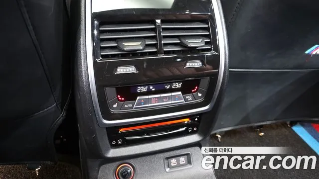 BMW X7 2022 thumb 5