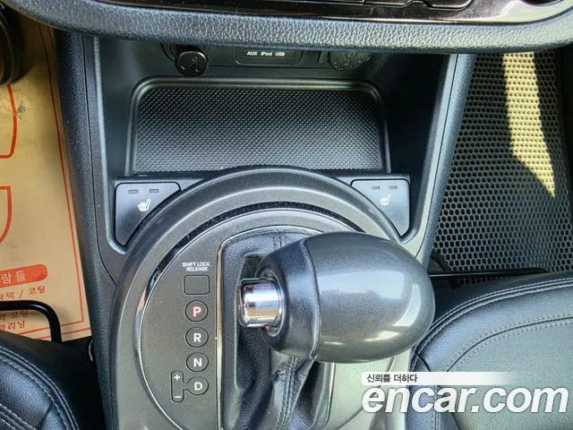 Kia Sportage 2012 thumb 12
