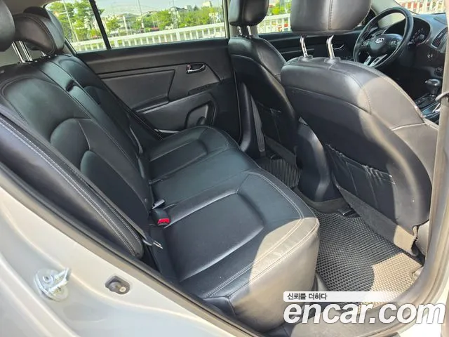 Kia Sportage 2012 thumb 3