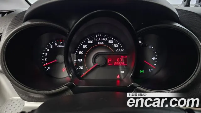 Kia Ray 2017 thumb 11