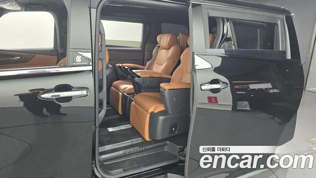Toyota Alphard 2025 thumb 7