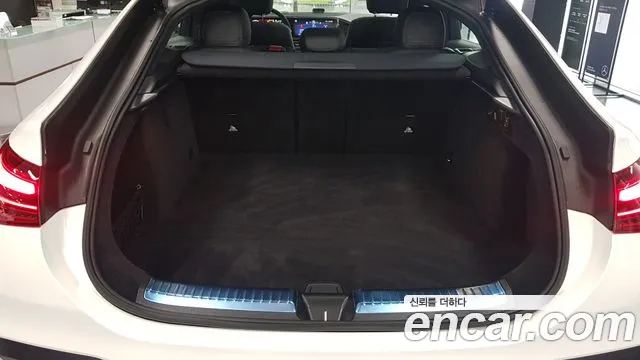 Mercedes-Benz E-Класс 2025 thumb 3