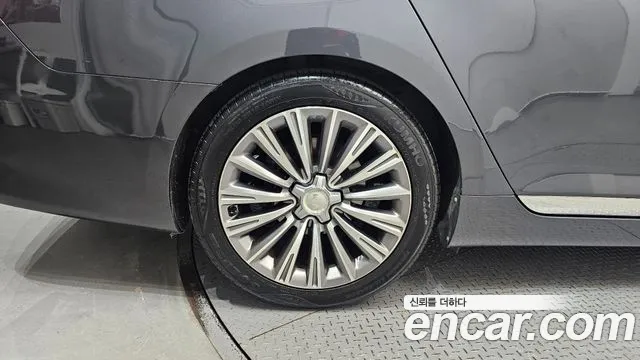 Kia K9 2016 thumb 6