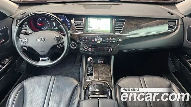 Kia K9 2016 thumb 8