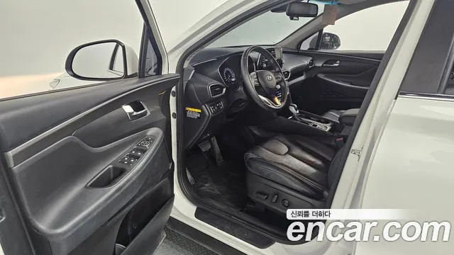 Hyundai Santa Fe 2020 thumb 3