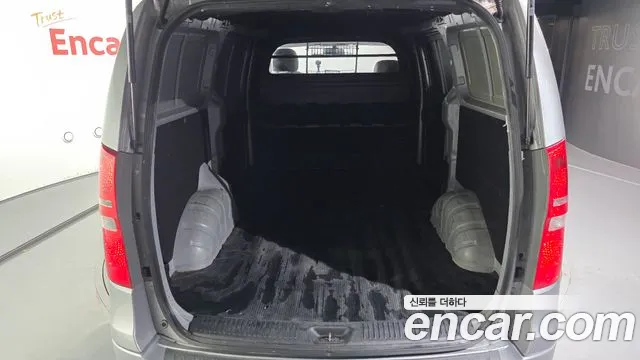 Hyundai Staria 2014 thumb 4