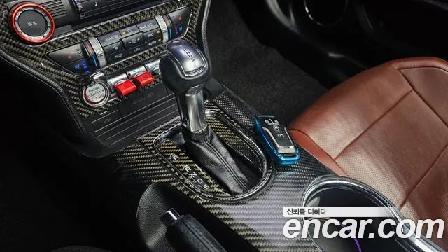 Ford Mustang 2015 thumb 8