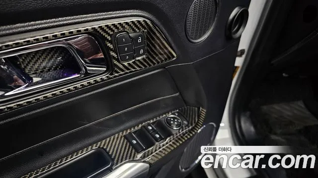 Ford Mustang 2015 thumb 6