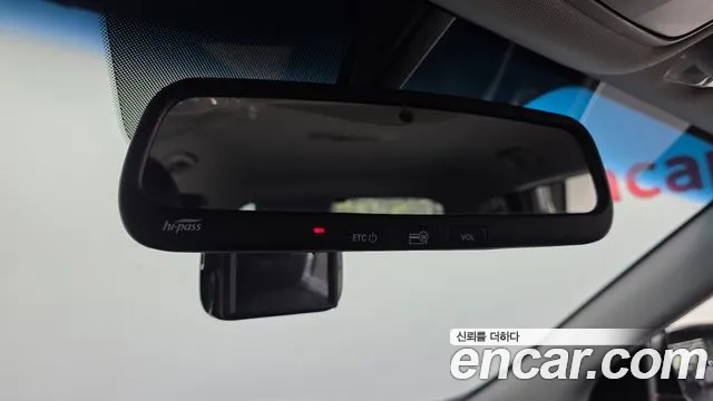 Hyundai Santafe 2018 thumb 9