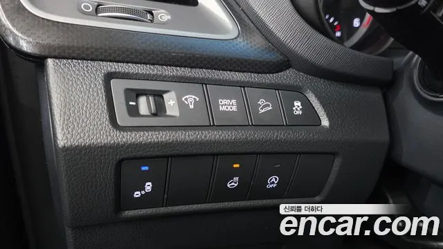 Hyundai Santafe 2018 thumb 2