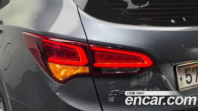 Hyundai Santafe 2018 thumb 7