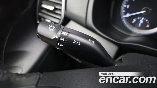 Hyundai Grandeur 2017 thumb 2