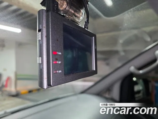 Hyundai Staria 2017 thumb 8