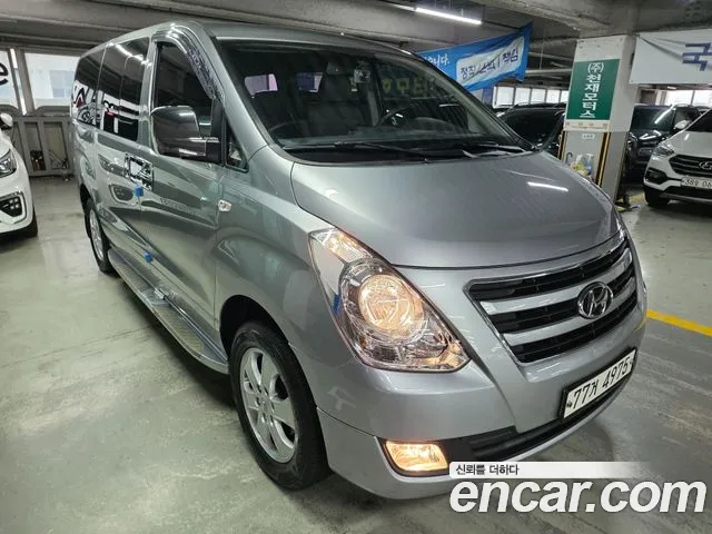 Hyundai Staria 2017 thumb 3
