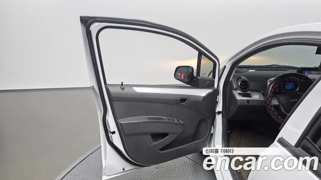 Chevrolet Spark 2015 thumb 10