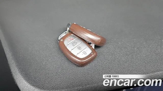 Hyundai AD 2016 thumb 2
