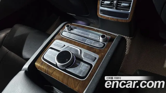 Kia K9 2018 thumb 8