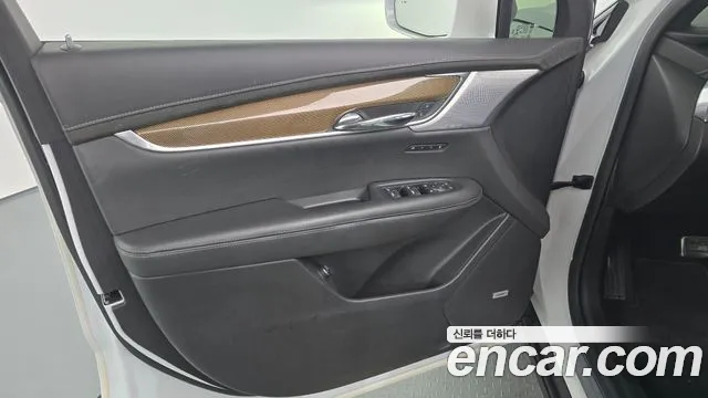 Cadillac XT6 2020 thumb 10