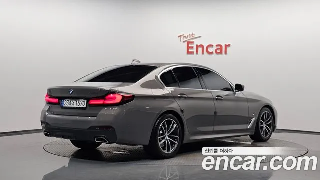 BMW 5 серии 2022 thumb 12