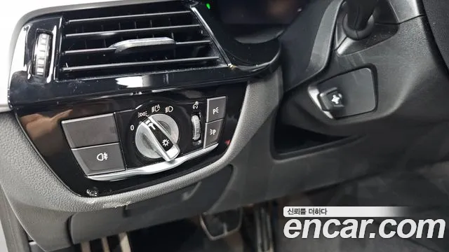 BMW 5 серии 2022 thumb 3