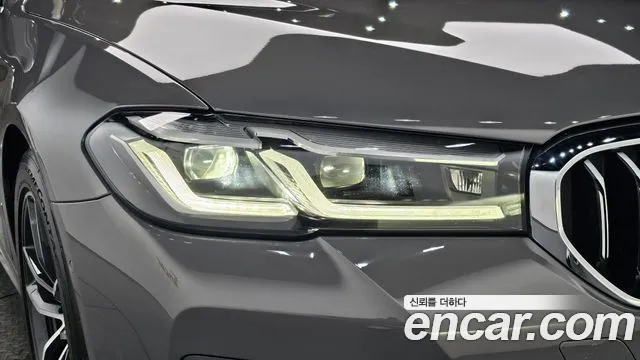 BMW 5 серии 2022 thumb 4