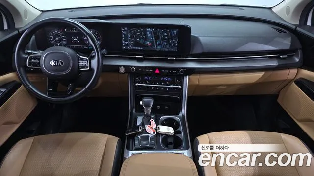 Kia Carnival 2021 thumb 7