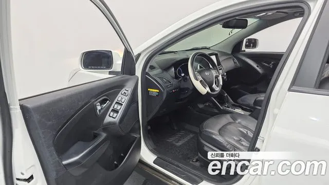 Hyundai Tucson 2012 thumb 2