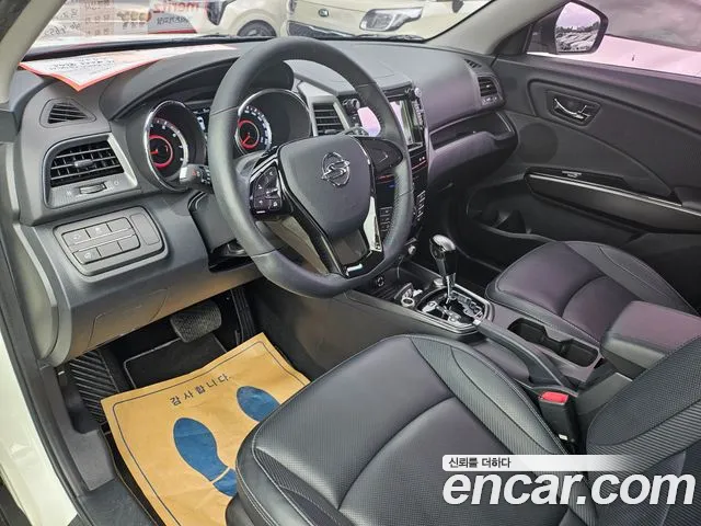 KGM Tivoli 2016 thumb 12