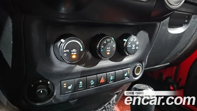 Jeep Wrangler 2015 thumb 5
