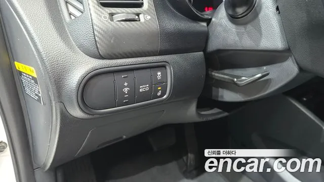 Kia K3 2013 thumb 10