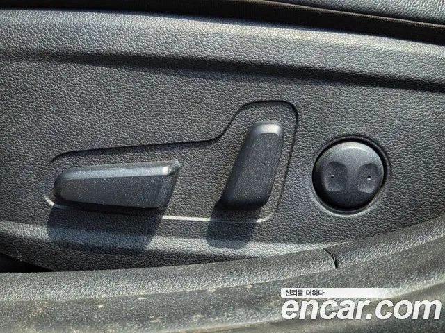 Hyundai Grandeur 2016 thumb 3