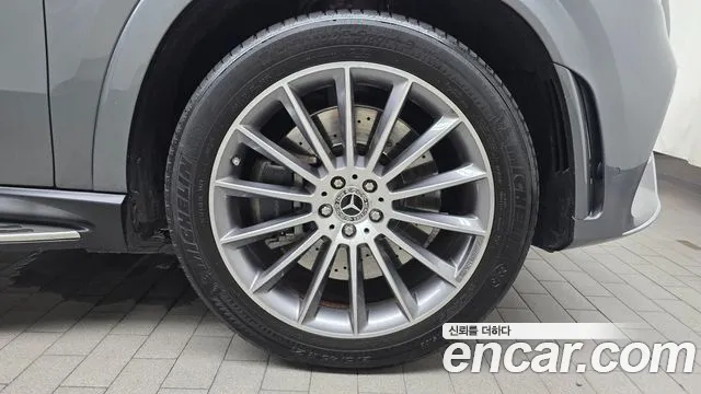 Mercedes-Benz E-Класс 2023 thumb 7
