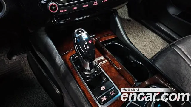Kia K9 2015 thumb 4
