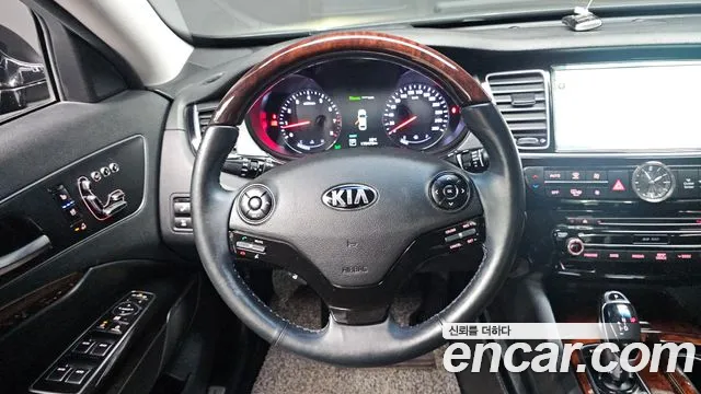 Kia K9 2015 thumb 3