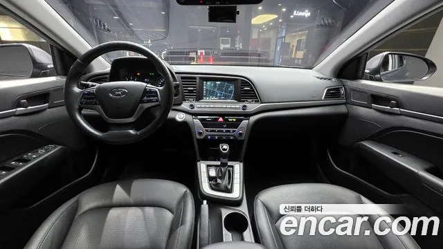 Hyundai AD 2017 thumb 10