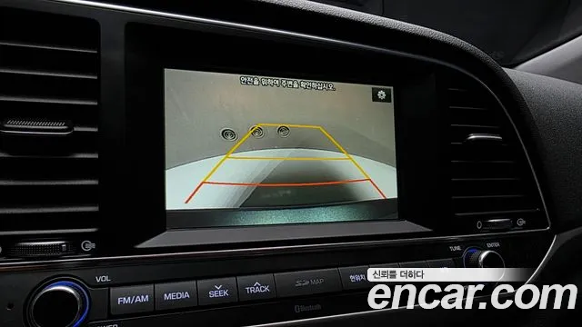 Hyundai AD 2017 thumb 7
