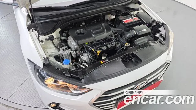 Hyundai Avante 2017 thumb 9