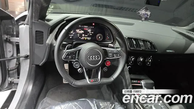 Audi R8 2021 thumb 10