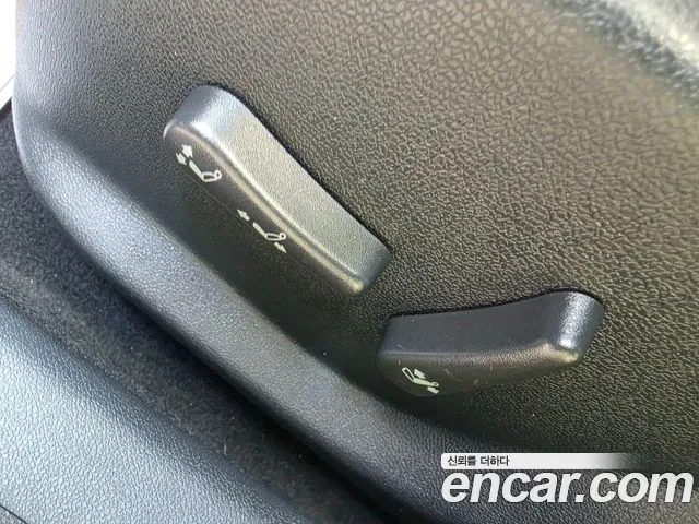 Renault SM3 2010 thumb 3