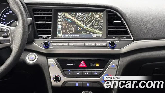 Hyundai AD 2017 thumb 4