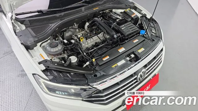 Volkswagen Jetta 2021 thumb 6