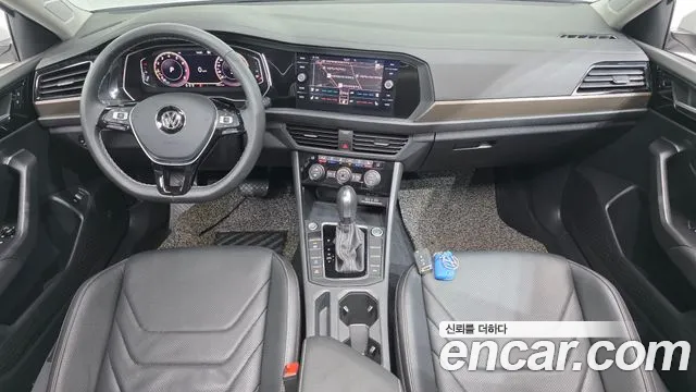 Volkswagen Jetta 2021 thumb 9