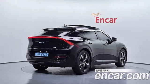 Kia EV6 2022 thumb 12